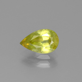 Esfena verde natural 1,44ct, formato de pêra, VS-SI