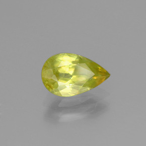 Esfena verde natural 1,44ct, formato de pêra, VS-SI