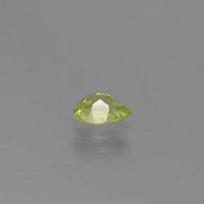 Esfena verde natural 0,42ct, formato de pêra, VS