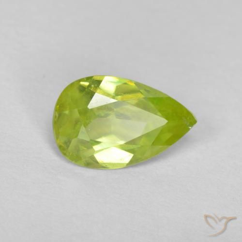 Esfena Luz amarela Natural 0.82ct, Formato de pêra, VS