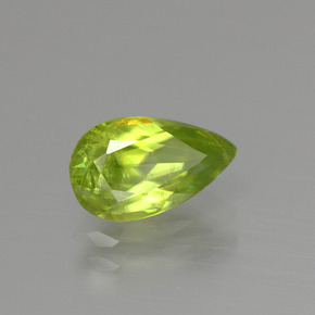 Esfena verde natural 1,56ct, formato de pêra, SI