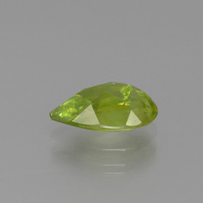 Esfena verde natural 1,56ct, formato de pêra, SI