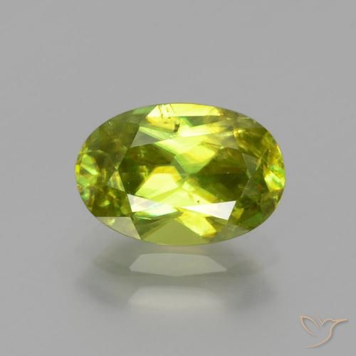 Esfena Verde claro Natural 1.76ct, oval, SI