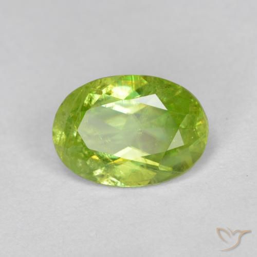 Esfena amarelo natural 1,24ct, corte oval, SI