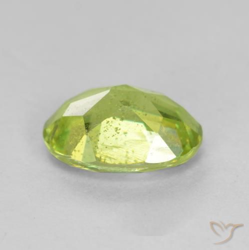 Esfena Verde claro Natural 1.12ct, oval, SI