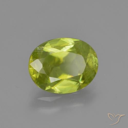 Esfena amarelo médio Natural 2.13ct, oval, SI