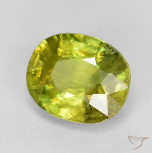 Esfena Verde médio Natural 1.75ct, oval, VS-SI