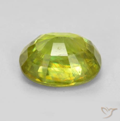 Esfena Verde médio Natural 1.75ct, oval, VS-SI