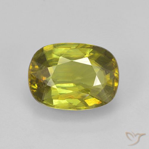 Esfena verde natural 2,70ct, corte oval, VS