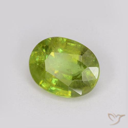 Esfena Verde claro Natural 1.23ct, oval, VS-SI