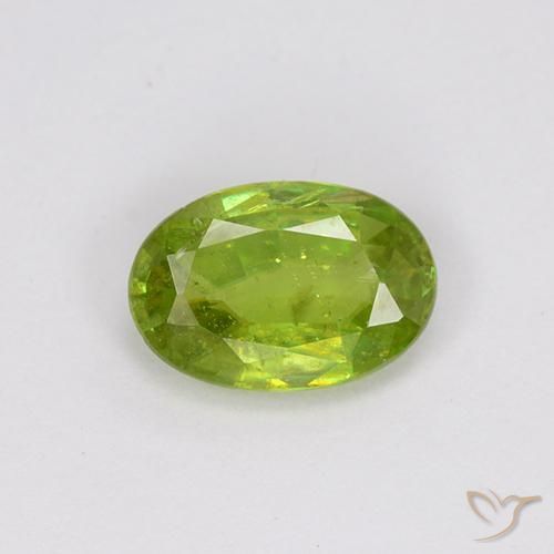 0.73ct Natural Verde claro Esfena, oval, VS-SI