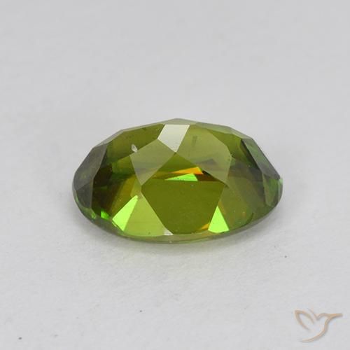 Esfena Verde floresta Natural 1.03ct, oval, VVS-VS