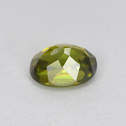 Esfena Verde floresta Natural 0.73ct, Corte Oval, VVS