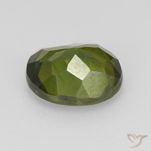 Esfena Verde médio Natural 1.73ct, oval, VS-SI