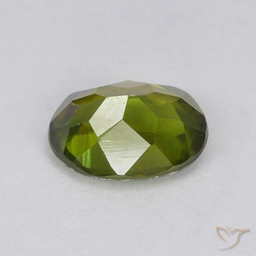 Esfena Verde Terroso Quente Natural 1.11ct, Corte Oval, VVS-VS