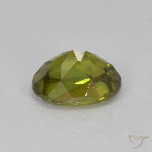 Esfena Verde médio-escuro Natural 0.73ct, oval, VVS-VS