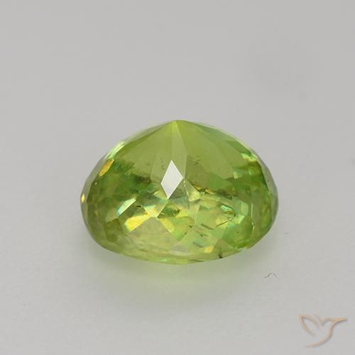Esfena Verde Médio-Claro Natural 1.32ct, oval, VS-SI
