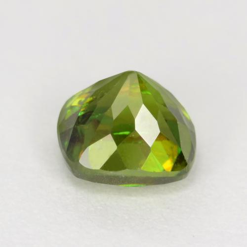 Esfena Verde floresta Natural 0.80ct, Almofada cortada, SI