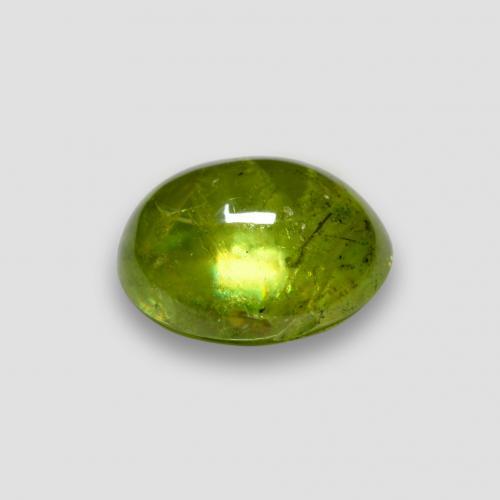 Esfena verde natural 2,12ct, corte oval, transparente