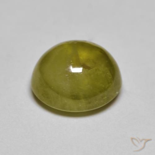 Esfena Verde amarelado Natural 2.93ct, oval, Translúcido