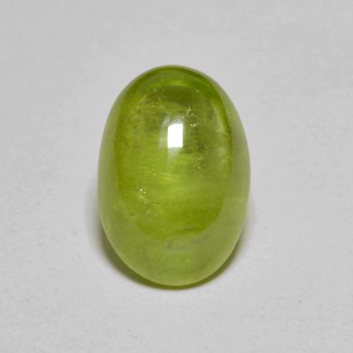 Esfena Verde oliva Natural 3.00ct, Corte Oval, Translúcido