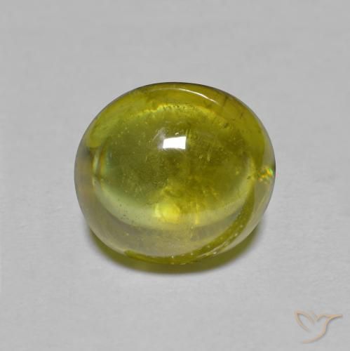 Esfena verde natural 2,40ct, corte oval, transparente