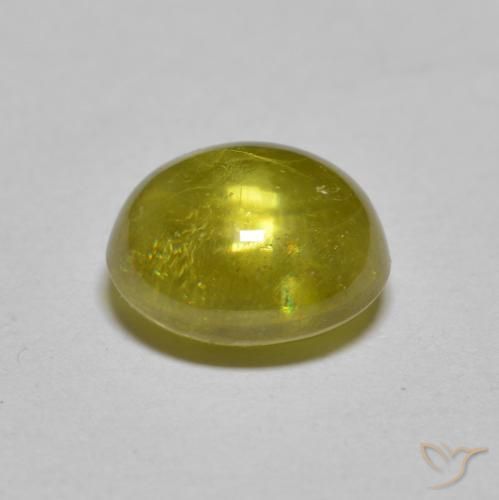 Esfena Verde Terroso Quente Natural 2.52ct, oval, Transparente