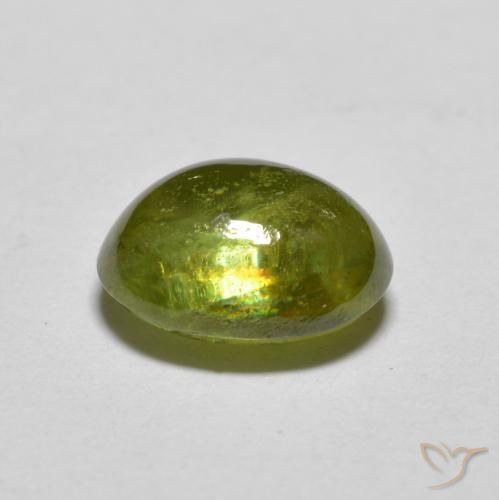 Esfena Verde Terroso Claro Natural 2.07ct, oval, Translúcido