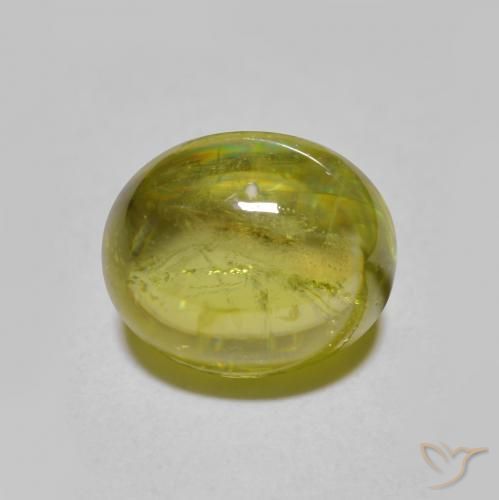 2.23ct Natural Verde Floresta Quente Esfena, oval, Translúcido