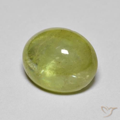 Esfena Verde oliva Natural 2.88ct, oval, Transparente