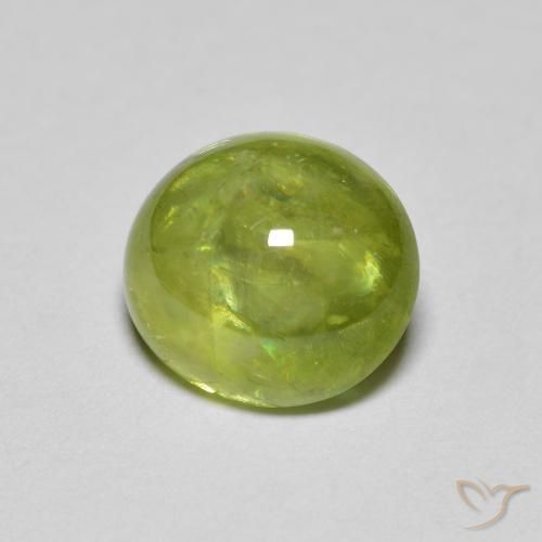 Esfena Verde oliva Natural 2.31ct, oval, Transparente