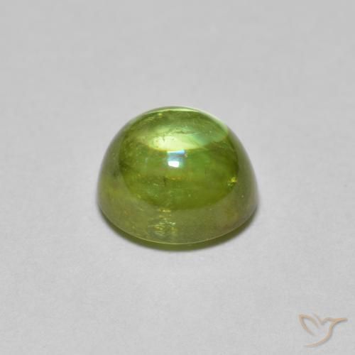 Esfena Medium Light Green Natural 1.46ct, oval, Transparente