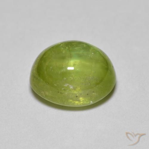 Esfena Verde oliva Natural 2.51ct, oval, Transparente