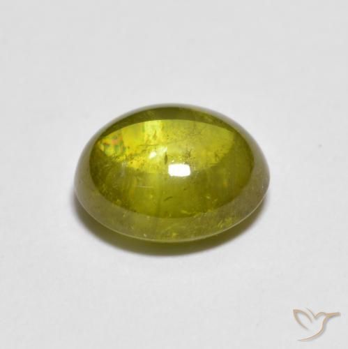 Esfena Verde Floresta Quente Natural 1.98ct, oval, Transparente