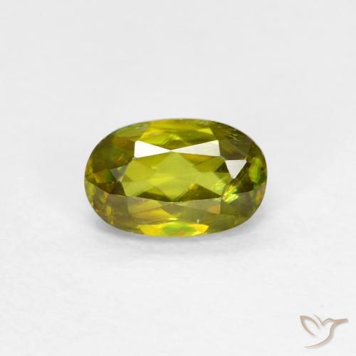 0.56ct Natural Verde Floresta Quente Esfena, oval, VS