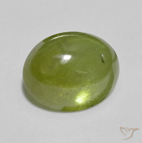 Esfena Verde oliva Natural 1.54ct, oval, Translúcido