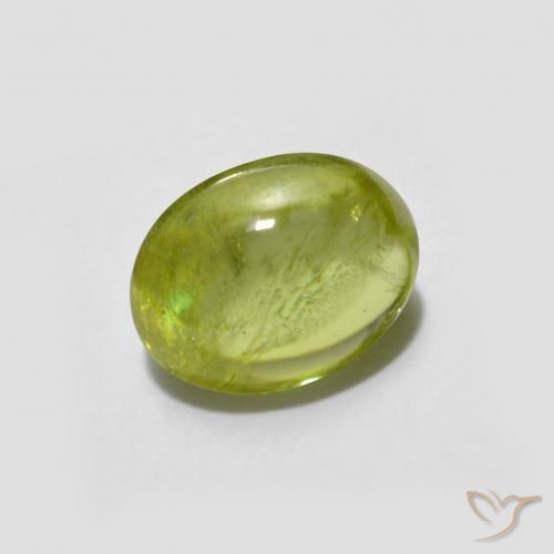 Esfena Verde oliva Natural 1.32ct, oval, Transparente