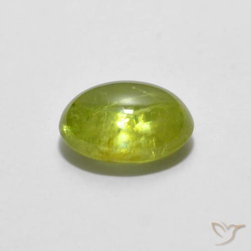Esfena Verde oliva Natural 1.32ct, oval, Transparente