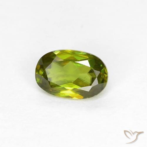 Esfena Medium Dark-Green Natural 0.38ct, oval, VS