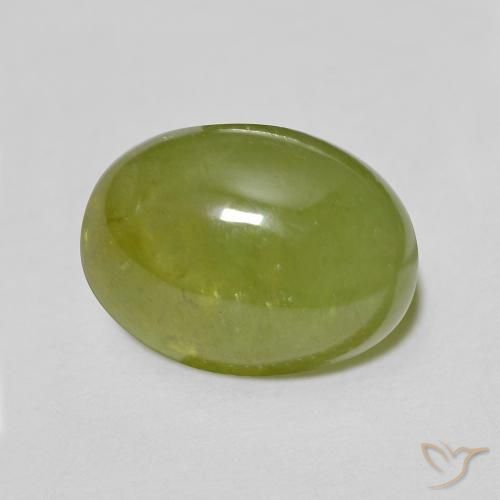 Esfena Verde oliva Natural 2.67ct, oval, Translúcido