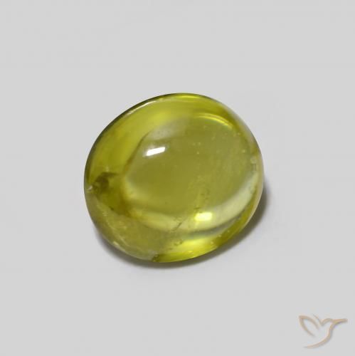Esfena Verde Floresta Quente Natural 0.96ct, oval, Transparente