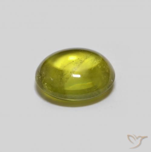 Esfena Verde Floresta Quente Natural 0.96ct, oval, Transparente