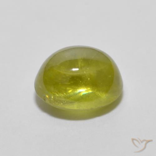 Esfena Verde Floresta Quente Natural 1.36ct, oval, Transparente