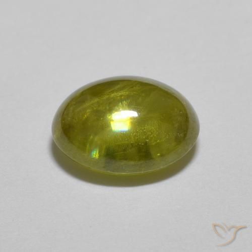 Esfena Verde Floresta Quente Natural 1.25ct, oval, Transparente