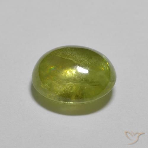 Esfena Verde oliva Natural 1.41ct, oval, Transparente