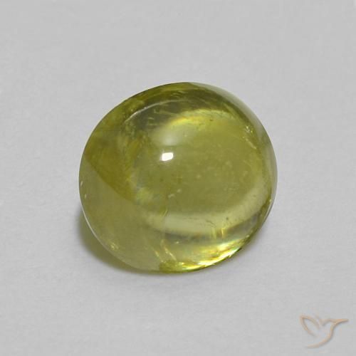 Esfena Luz verde Natural 0.83ct, oval, Transparente