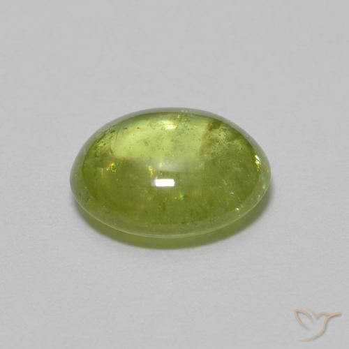 Esfena Verde oliva Natural 1.07ct, oval, Transparente