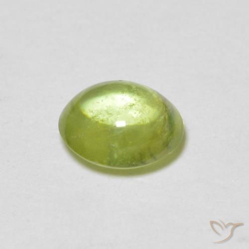 Esfena Verde Vivo Claro Natural 0.78ct, oval, Transparente