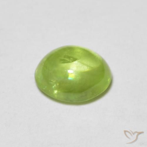 Esfena Verde Vivo Claro Natural 0.89ct, oval, Transparente