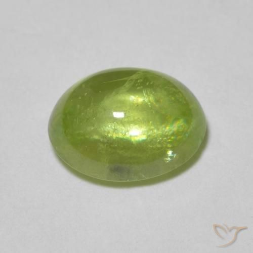 Esfena Verde Vivo Claro Natural 1.30ct, oval, Transparente